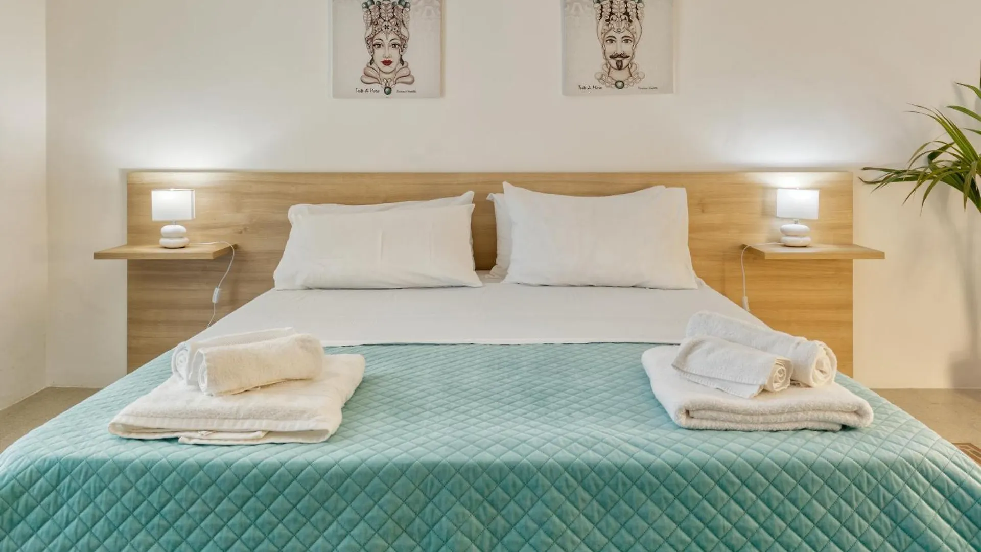 Sicilian Rooms Palermo Bed & Breakfast