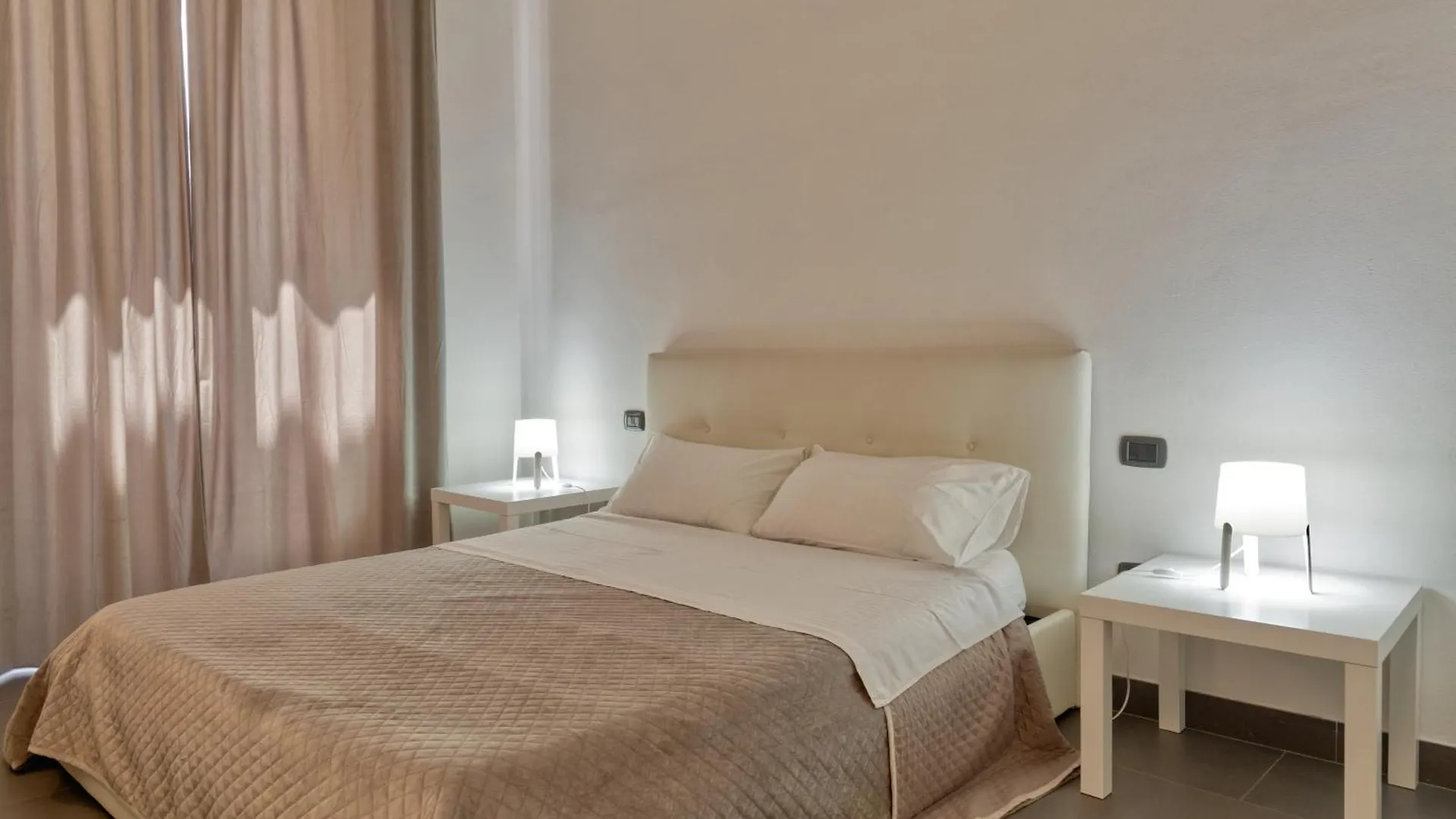 Sicilian Rooms Palermo Bed & Breakfast