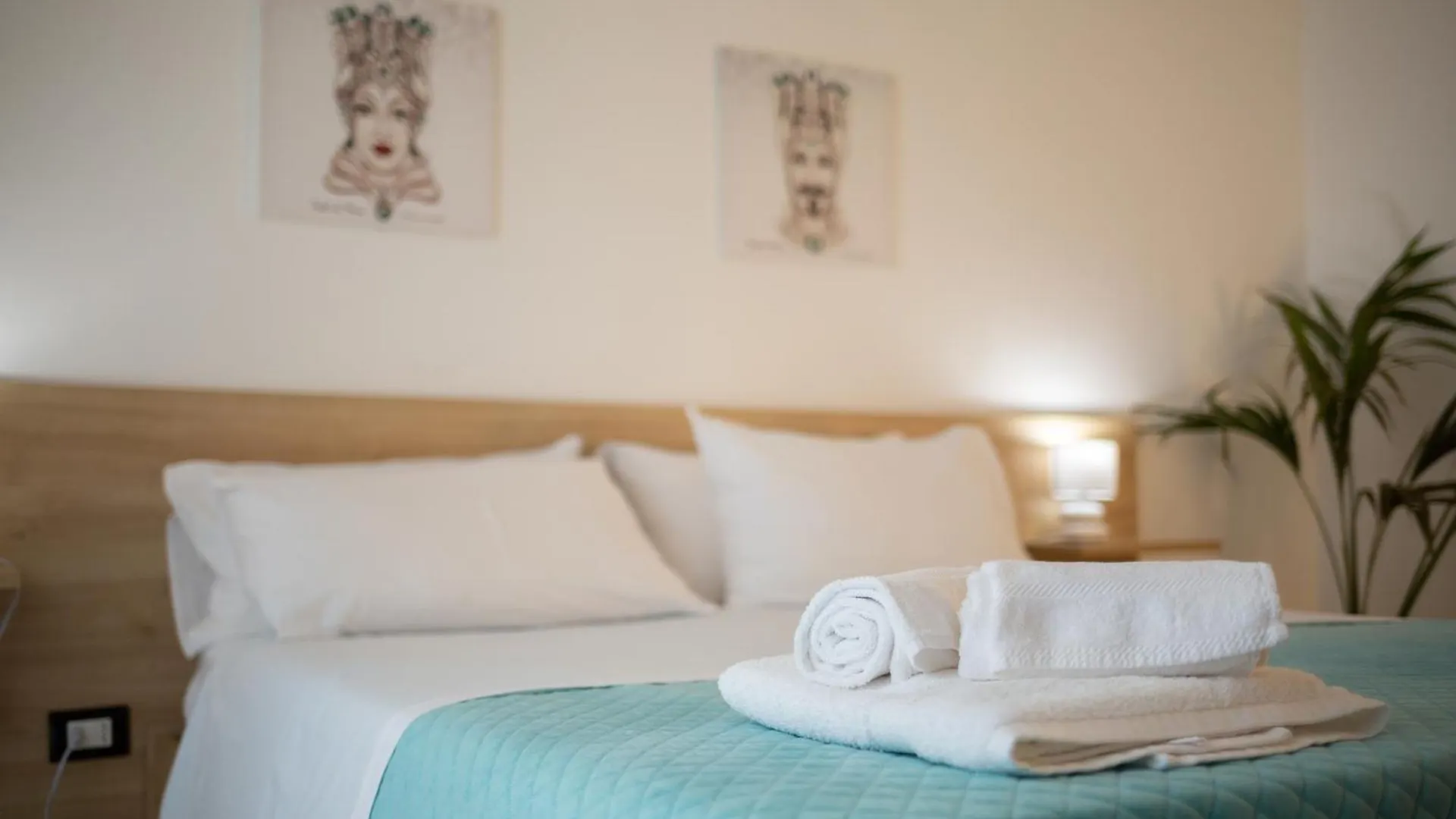 Sicilian Rooms Palermo Bed & Breakfast